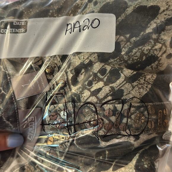 Chico's Womens Size 1 US 8 M Button Up Animal Print Jacket Top Bold Career Work - Picture 13 of 13